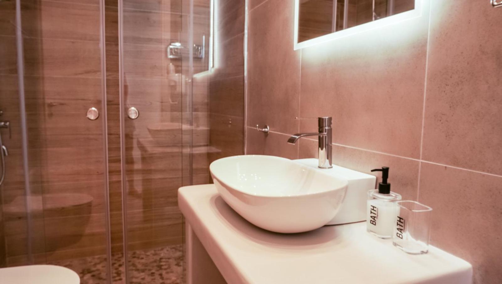 Οtto Apts Loutra  Ngoại thất bức ảnh